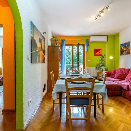 Jana Apartament *